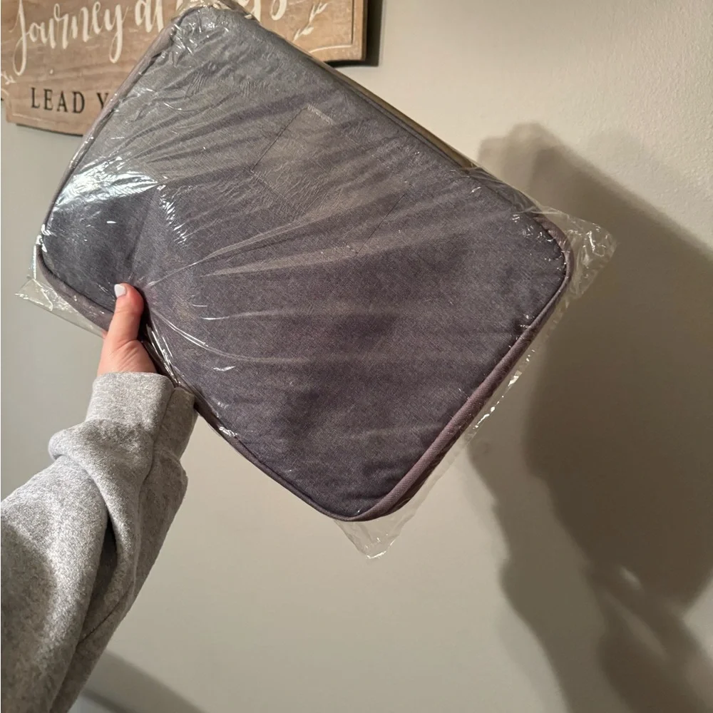NEW heathered gray laptop case with handle 14x10